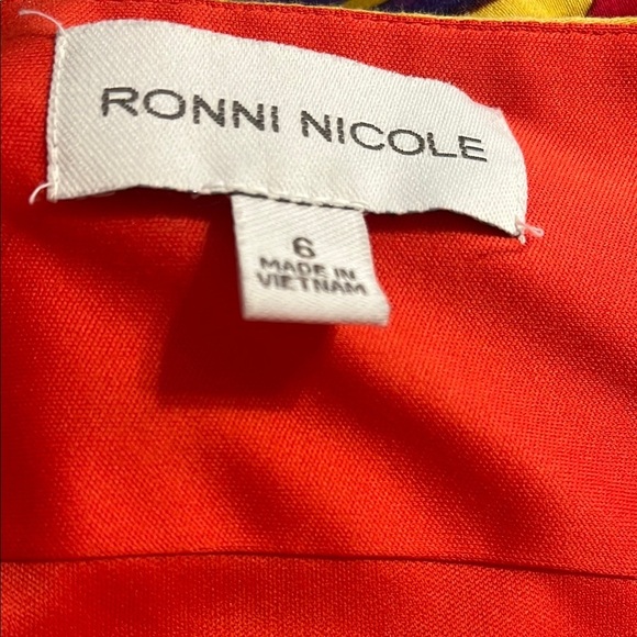 Ronni Nicole Floral Sleeveless Mini dress Sz 6 - Picture 4 of 4